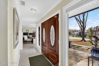 PRICE REDUCTION! MOVE-IN READY + SMART HOME + PRIVATE COURTYARD - photo 4
