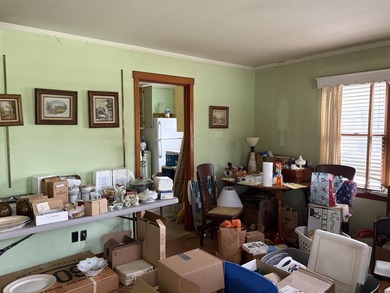 **Attention Investors, Handymen, and Savvy Tradesmen!** This - photo 5