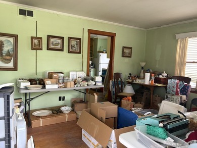 **Attention Investors, Handymen, and Savvy Tradesmen!** This - photo 6