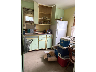 **Attention Investors, Handymen, and Savvy Tradesmen!** This - photo 7