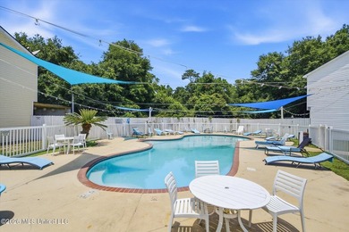 Discover the perfect blend of coastal living and investment - photo 5