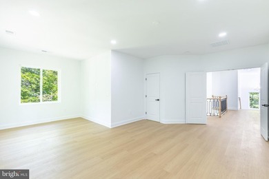 Experience brand-new construction at Lake Anna with deeded lake - photo 6