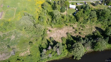 Check out this great spot with waterfront on the Indian River - photo 9
