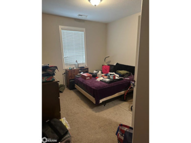 Very nice well built duplex on a quiet street. Open floor plan