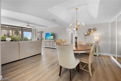 Wake up to sparkling bay views and spend your days enjoying the - photo 14