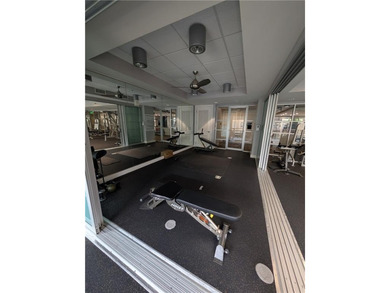 Oversized Renovated 2BR/2BA Condo with 10' Ceilings and