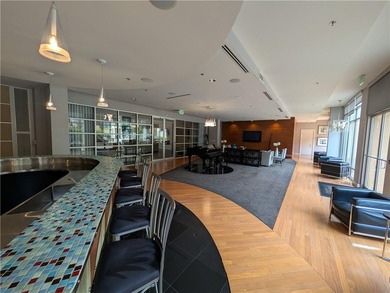 Oversized Renovated 2BR/2BA Condo with 10' Ceilings and