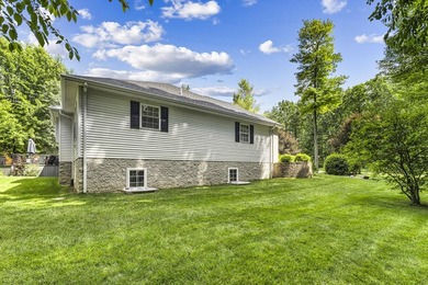 This luxurious home in Oak Marr is situated on a park-like - photo 2