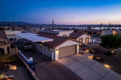 Beautiful pool home lakeside of HWY 95, located in a fantastic - photo 3