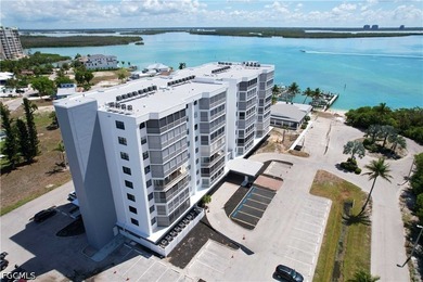 Wake up to sparkling bay views and spend your days enjoying the - photo 36