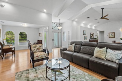 Immaculate 3-bedroom, 3-bathroom home with a 2-car garage - photo 6