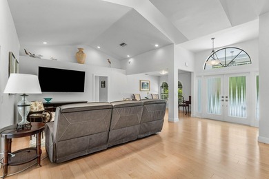 Immaculate 3-bedroom, 3-bathroom home with a 2-car garage - photo 7
