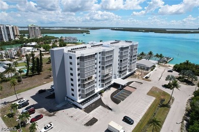 Wake up to sparkling bay views and spend your days enjoying the - photo 38