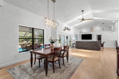 Immaculate 3-bedroom, 3-bathroom home with a 2-car garage - photo 9