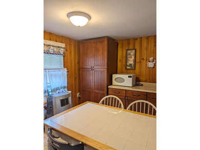 3 bedroom 1 bath home on 4 lots with 2.5 car attached garage and - photo 5