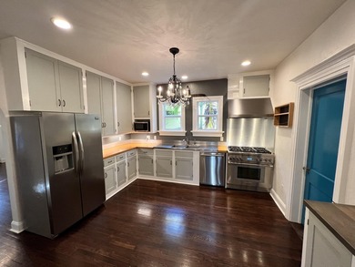 Stunningly restored 4 bed/2 bath Spanish Mission with Deco - photo 10