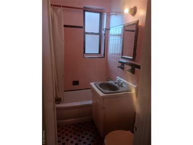 beautiful layout, great location near the bay, hardwood floors - photo 6