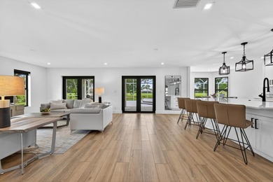 Welcome to this exceptional luxury pool estate in one of - photo 8