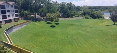 Lake Lotus Condo Sale Pending in Altamonte Springs Florida