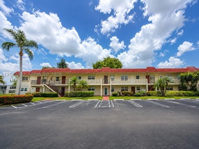 Huntington Lakes Condo For Sale in Delray Beach Florida