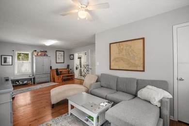 Located on a brick-lined street in Orlando's sought-after Lake - photo 22