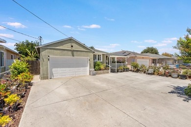 Welcome to 123 Gardenia Way in East Palo Alto, a spacious and - photo 24