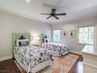 Experience the timeless coastal allure of 15160 Captiva Drive, a - photo 25