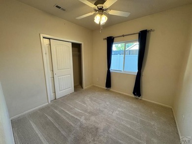 Super nice and clean, move in ready home! Very liveable - photo 2