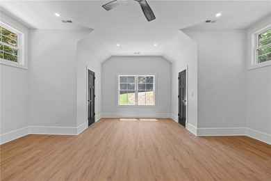 Amazing new build on Lake Hartwell in a gated golf course - photo 41