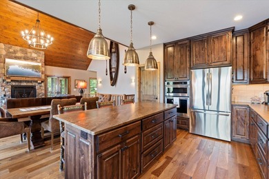 Discover an extraordinary lakefront estate on prestigious - photo 17