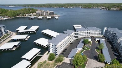 Gorgeous walk in level unit located at Lake of the Ozarks in the - photo 29