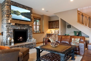 Discover an extraordinary lakefront estate on prestigious - photo 34