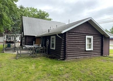 Enjoy 150' of shared sandy lakefront on beautiful Houghton - photo 5