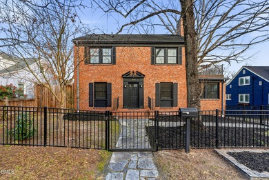 (private lake, pond, coastal) Home For Sale in Durham North Carolina