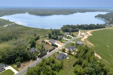 Welcome Home! Brand new 5-bedroom, 3-bath ranch on a half-acre - photo 6