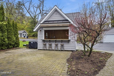 Spacious 5-bedroom, 3.5-bath home in the heart of Bolton - photo 14