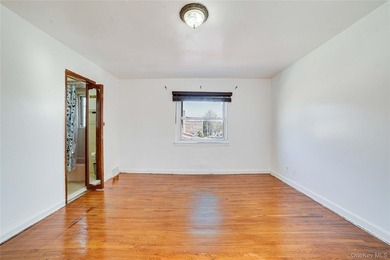 Great chance to own a semi-attached corner-lot duplex in the - photo 14
