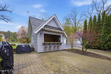 Spacious 5-bedroom, 3.5-bath home in the heart of Bolton - photo 15