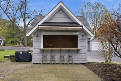 Spacious 5-bedroom, 3.5-bath home in the heart of Bolton - photo 16