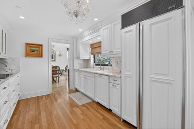 Come and experience coastal luxury living at its finest in this - photo 18