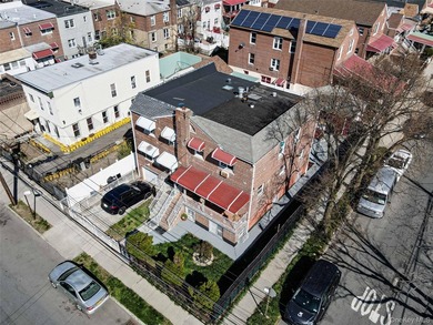 Great chance to own a semi-attached corner-lot duplex in the - photo 31