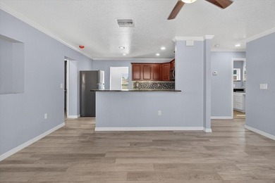 This Beautiful 2 Bedroom 2 Bath Dual Primary has an amazing - photo 10