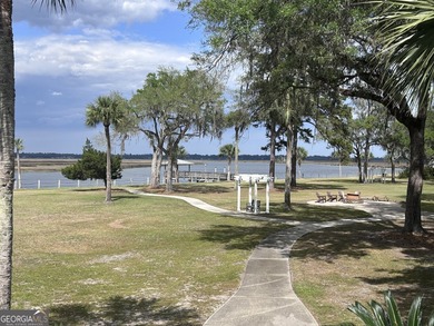Discover the perfect setting for your coastal retreat in - photo 7