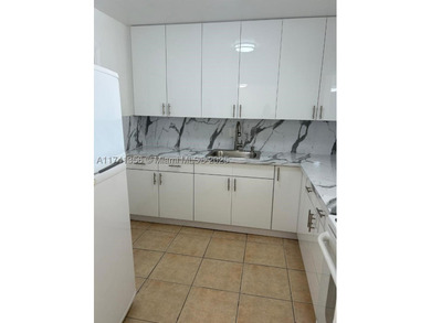 This exclusive 2 bedroom 2 bathroom condo at Ola Condominiums. A - photo 8