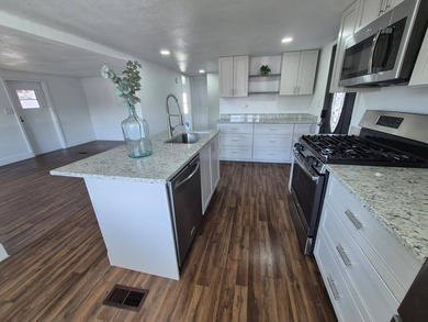 Welcome to 8812 Sunningdale Rd., Tampa, FL 33635, located in the - photo 5