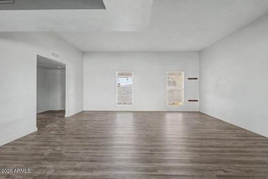 Welcome to this charming 2-bedroom, 2-bathroom single-level home - photo 8
