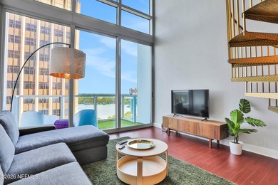 Wake up to breathtaking sunrise views over Lake Eola from this - photo 13