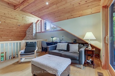 A Rare Lakeside Masterpiece on Limestone Lake. Discover a world - photo 24