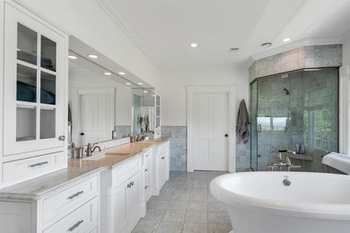 Experience unmatched luxury lifestyle, privacy and recreation on - photo 24