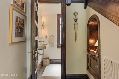 This classic 1928 Tudor Revival estate, within the Kingston Pike - photo 7